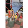 Image 1 : YARD TOOLS ASSORTED LOT IN RUBBERMAID GARBAGE CAN