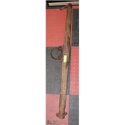 ANTIQUE COW YOKE SINGLE TREE