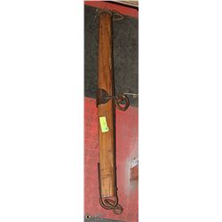 ANTIQUE COW YOKE SINGLE TREE