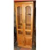 Image 1 : 2 DOOR WOOD DISPLAY CABINET 27' X 19" X 76"