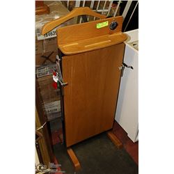 VINTAGE CLASSIC PANTS AND CLOTHES PRESSER