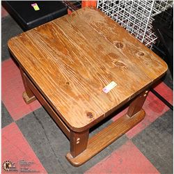 SOLID WOOD END TABLE. 24" X 22" X 18"