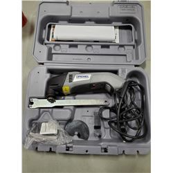 DREMEL MULTI-MAX TOOL IN CASE. LIKE NEW CONDITION