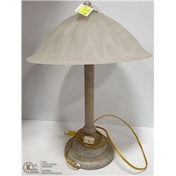HEAVY VINTAGE LAMP 21" TALL (1970'S)