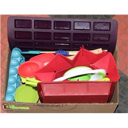SILICONE BAKEWARE/KITCHENWARE- ASSORTED BOX LOT
