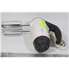 Image 1 : SUNBEAM MIXMASTER HAND MIXER