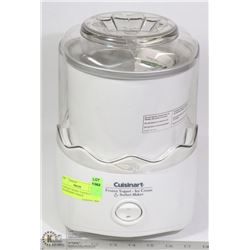 CUISINART FROZEN YOGURT/ ICE CREAM/ SORBET MAKER