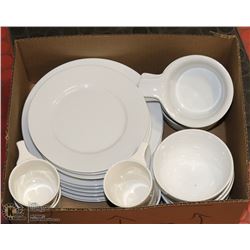 ASSORTED LOT OF WHITE SERVINGWARE