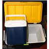 Image 1 : COLEMAN COOLER AND IGLOO QUANTUM COOLER