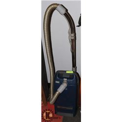 KENMORE WHISTLE TONE VACUUM BLUE AND GRAY