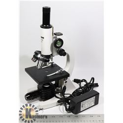COLLEGE MICROSCOPE WITH LIGHT