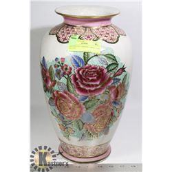 DECORATIVE CHINESE LARGE VASE, 22" TALL