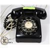 Image 1 : VINTAGE ROTARY TELEPHONE