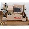 Image 1 : VINTAGE 8MM FILM SPLICER