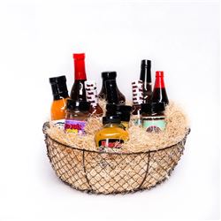 DIRECT FROM THE HEART OF LOUISIANA CAJUN FOODS-THE OUTDOORSMAN & HUNTER BASKET-