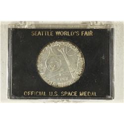 1962 SEATLE WORLDS FAIR OFFICIAL US SPACE MEDAL