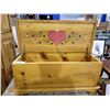 Image 1 : WICKER BENCH & HOPE CHEST