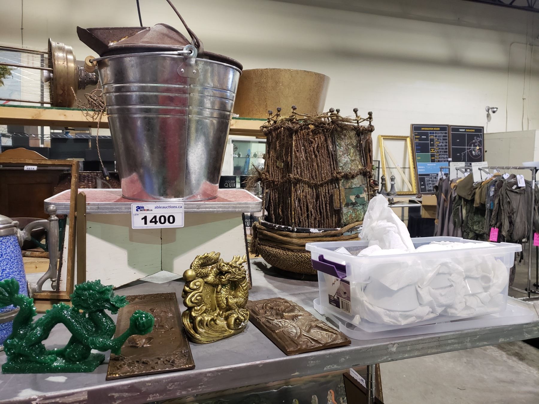 ASSORTED HOUSEHOLD COLLECTIBLES - Able Auctions