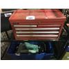 Image 1 : INTERNATIONAL TOOL CHEST WITH CONTENTS