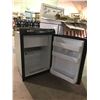 Image 2 : NEW DOMETIC RV MINI FRIDGE
