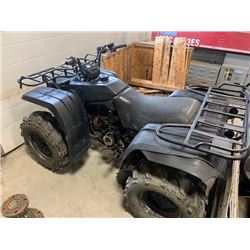 Yamaha Big Bear quad - running.