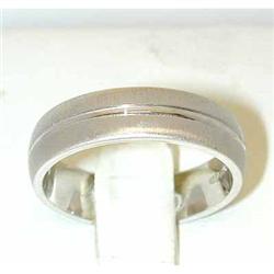 9067 ARTCARVED 14KW Gold Ring