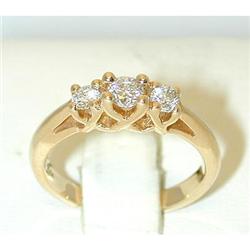 9125 14K Gold Ring w/ Diamonds
