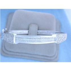 203 14k White Gold Bangle Bracelet with Diamonds