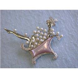 213 14k White Gold Pin with Pearls and Diamonds
