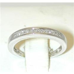 6493 14KW Gold Ring w/Diamonds