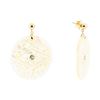 Image 2 : 0.60 ctw Blue Topaz and Mother of Pearl Earrings - 14KT Yellow Gold