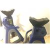 Image 3 : 2 Ton Ratchet Locking Jack Stands - Two