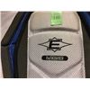 Image 3 : "E" Hockey Padding, Youth size large