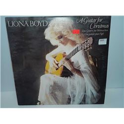 Liona Boyd a guitar for Christmas good condition