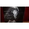 Image 2 : Barely Manilow Here Comes the Night arrista record records condition Fair