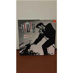 1992 Elvis hardcover book (113)