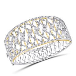 Womens Round Diamond Cocktail Bangle Bracelet 4-5/8 Cttw 14kt Two-tone Gold - REF-412N9F