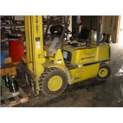 Mitsubishi FG25 5000lb LP gas fork lift