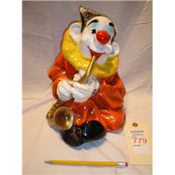 Universall Statuatory clown