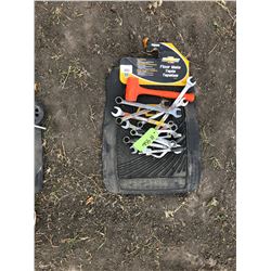 CHEV FLOOR MAT, COMBINATION WRENCHES, ORANGE HAMMER