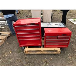 HUSKY 13 DRAWER ROLLING TOOL CHEST