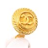 Image 5 : Chanel Vintage Gold CC Logo Rope Round Clip On Earrings