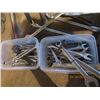 Image 2 : Tap & Die Set, Ball Peine Hammer, Wrenches, Pipe Wrenches & 1/2" Strong Bar