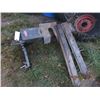 Image 1 : 5th Wheel Hitch w Rails