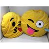 Image 1 : Plush Emoji Pillows (2)