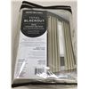 Image 1 : Total Blackout 1 Grommet Top Panel