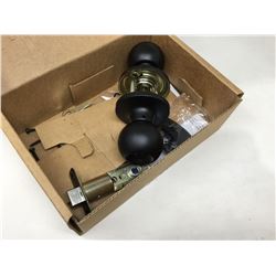 Passage Door Knob with Lock