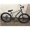 Image 1 : SILVER KR 9-SPEED FRONT SUSPENSION MOUNTAIN BIKE W/ FULL DISC BRAKES