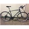 Image 1 : GREY BRODIE 18-SPEED ROAD BIKE W/ FULL DISC BRAKES