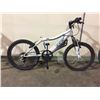 Image 2 : 2 BIKES - RED CCM 21-SPEED FULL SUSPENSION MOUNTAIN, WHITE CCM 6-SPEED FRONT SUSPENSION KIDS